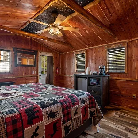 Log Cabin Inn Eureka Springs Extérieur photo