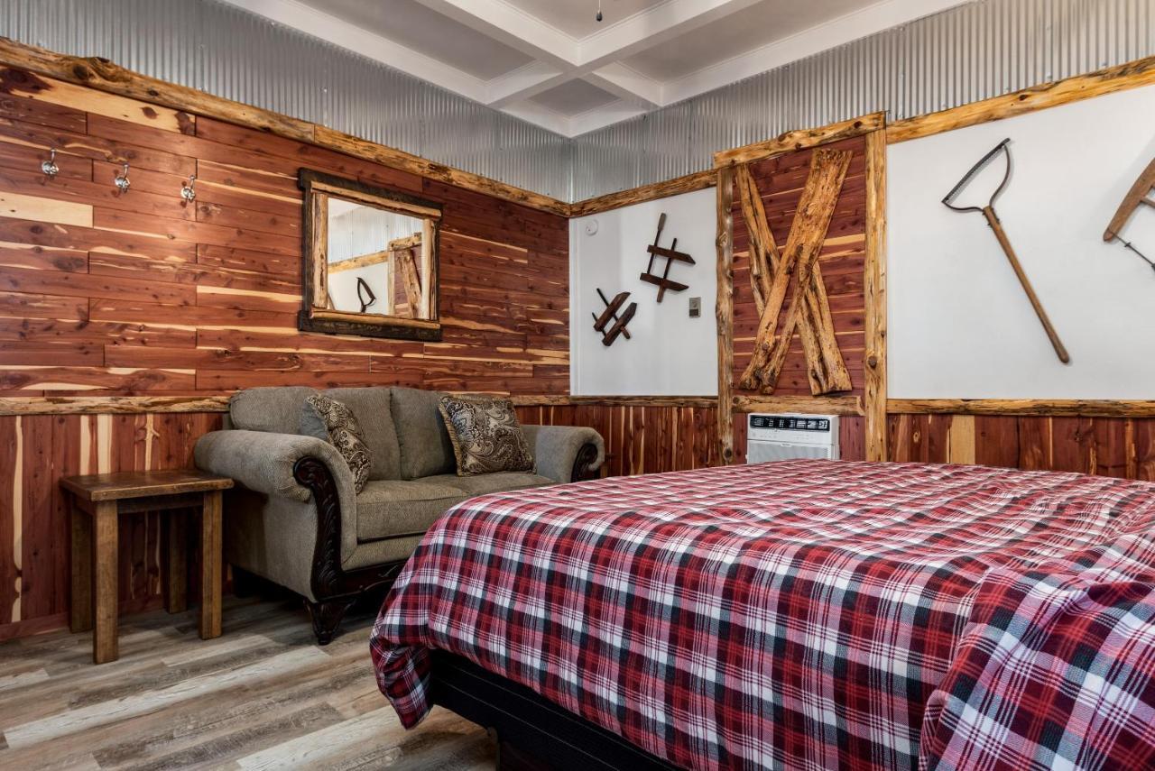 Hotel Log Eureka Springs